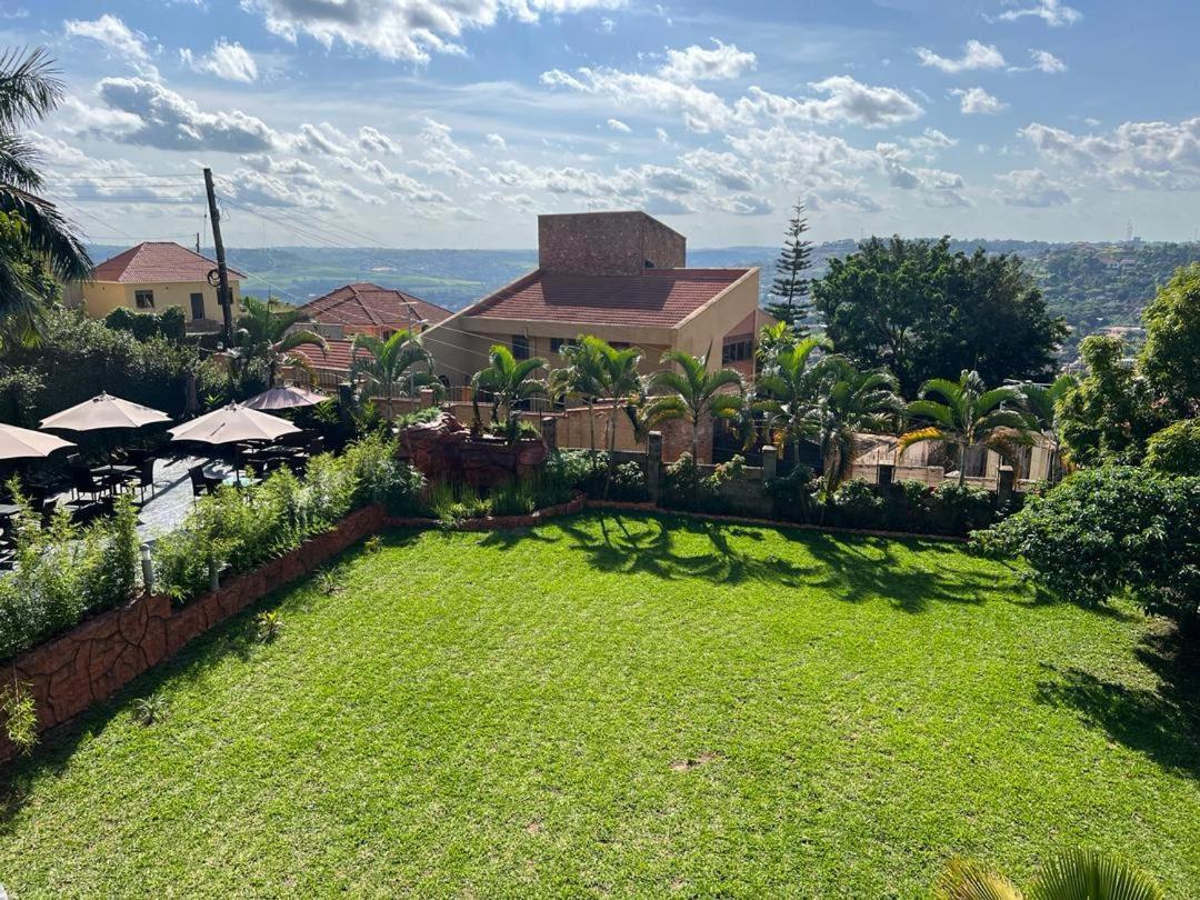 Precious Villas Lubowa Extérieur photo