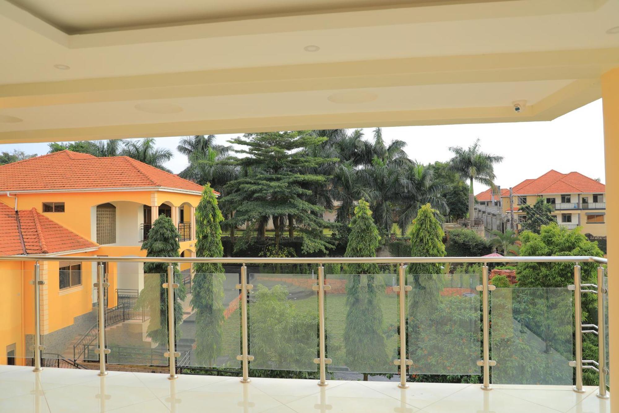 Precious Villas Lubowa Extérieur photo